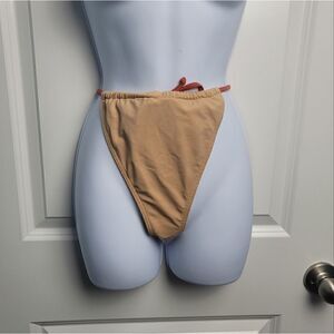 NWT- PRETTY LITTLE THING Bikini Bottoms